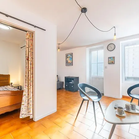 Maison Traditionnelle Au Centre Les Sables-dʼOlonne