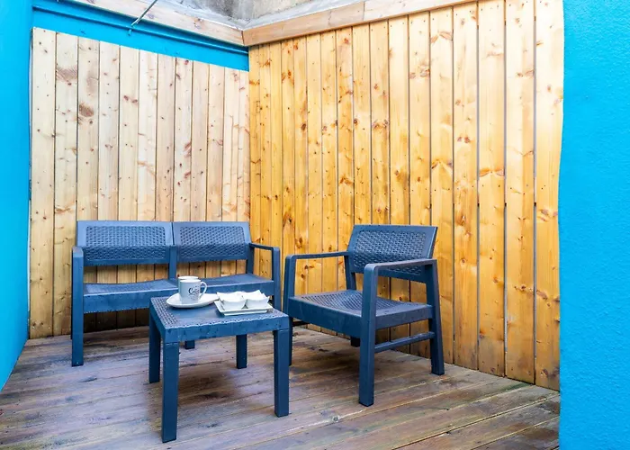 Maison Traditionnelle Au Centre *